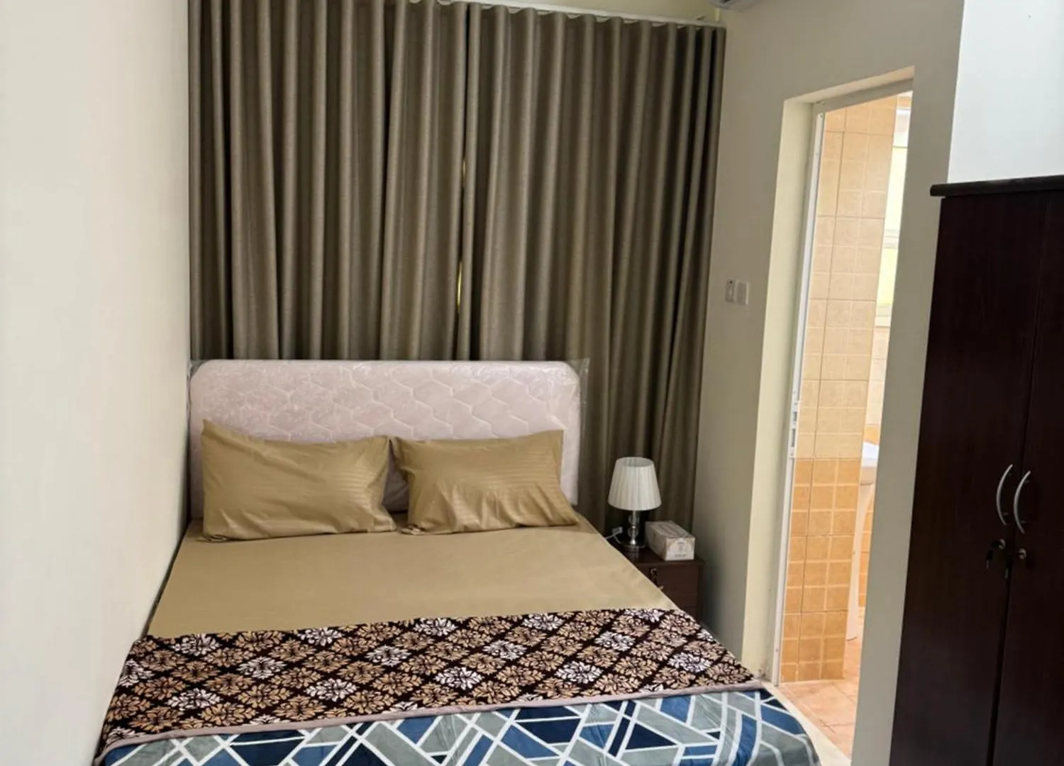 Brand New Furnished Studio Appartment Near Union Metro Station Dubai